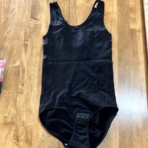 XL Shaping body suit